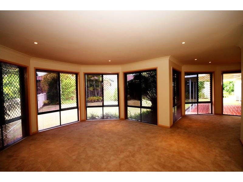 20 Campion Dr, North Lakes QLD 4509