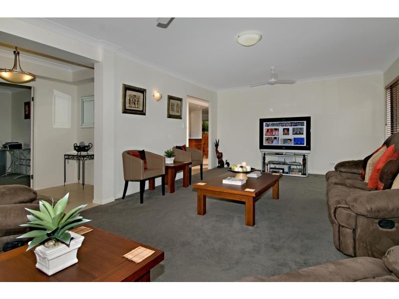 16 Satinash Court, North Lakes QLD 4509
