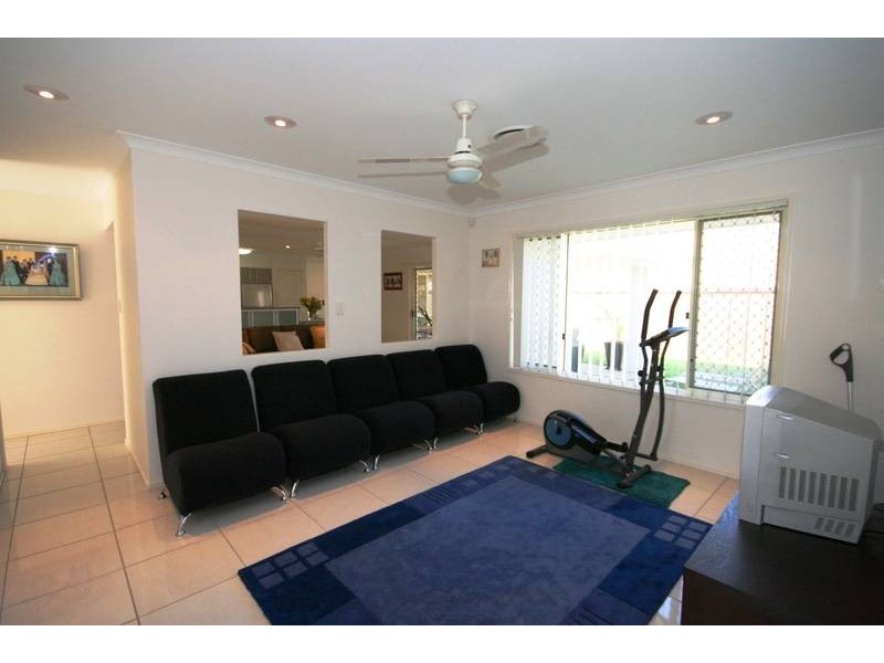 28 Baybreeze Cr, Murrumba Downs QLD 4503