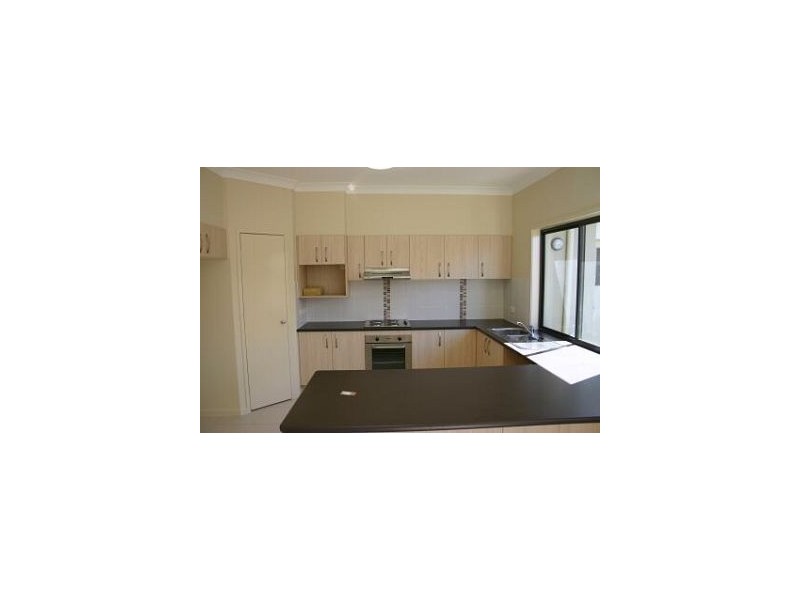 12 Thomson Close, North Lakes QLD 4509