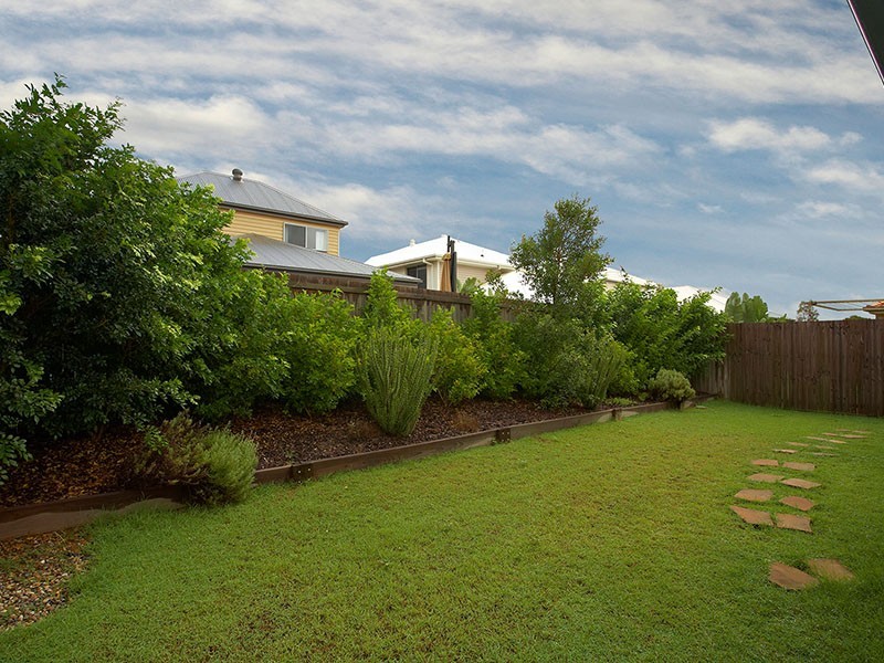 11 Parry Street, North Lakes QLD 4509