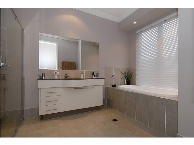 120 Copeland Drive, North Lakes QLD 4509