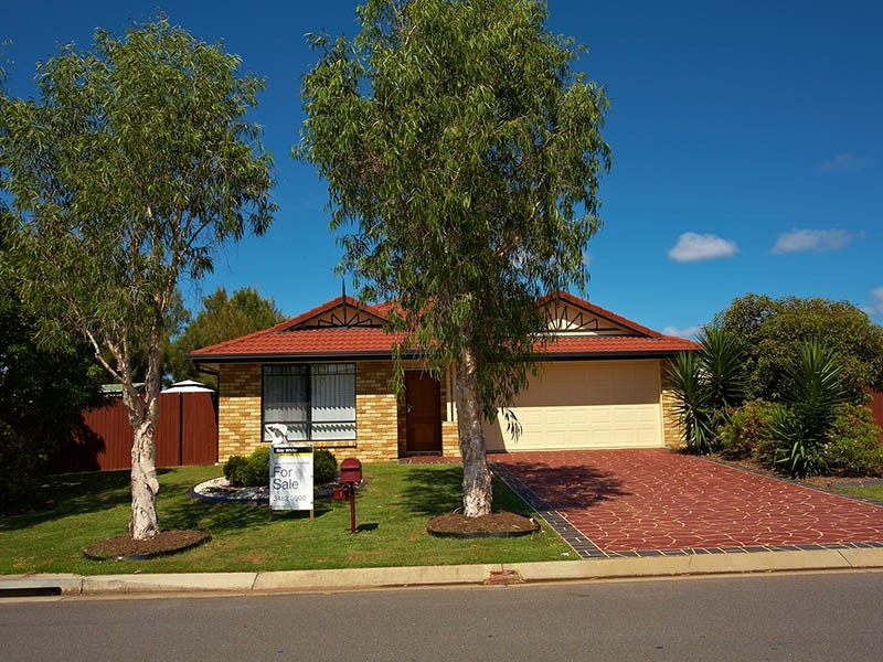1 Spingsure Parade, North Lakes QLD 4509