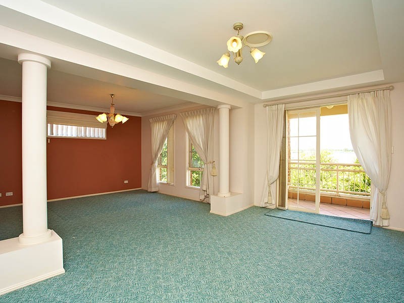 21 Cooksland Crescent, North Lakes QLD 4509