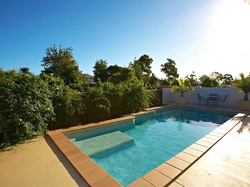 2 Thomson Close, North Lakes QLD 4509