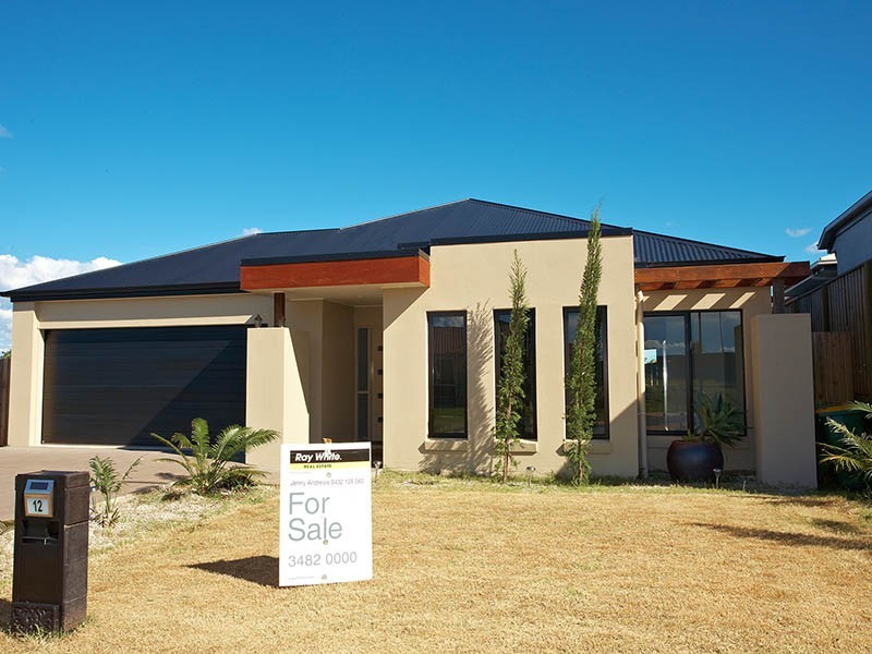 12 Eaton Close, North Lakes QLD 4509