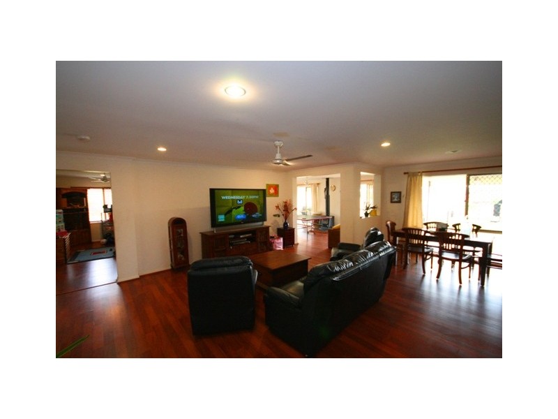 2 Barculdie Crescent, Deception Bay QLD 4508