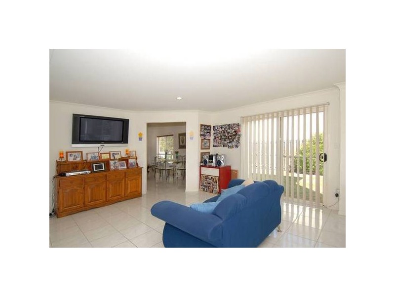 North Lakes QLD 4509