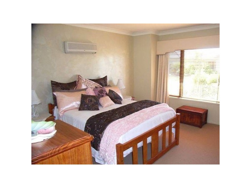 North Lakes QLD 4509