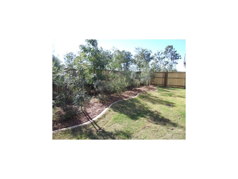 North Lakes QLD 4509