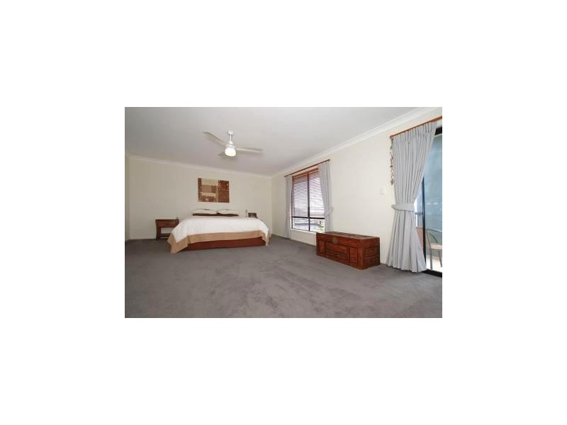 North Lakes QLD 4509