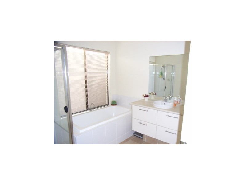 Picabeen Court, North Lakes QLD 4509