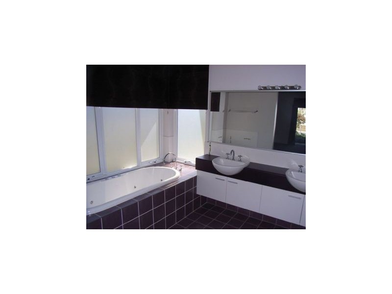 118 Copeland Drive, North Lakes QLD 4509