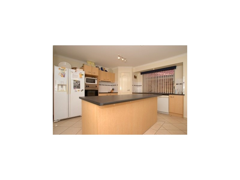 North Lakes QLD 4509