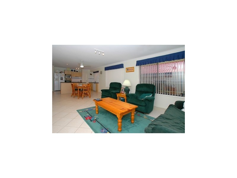 North Lakes QLD 4509