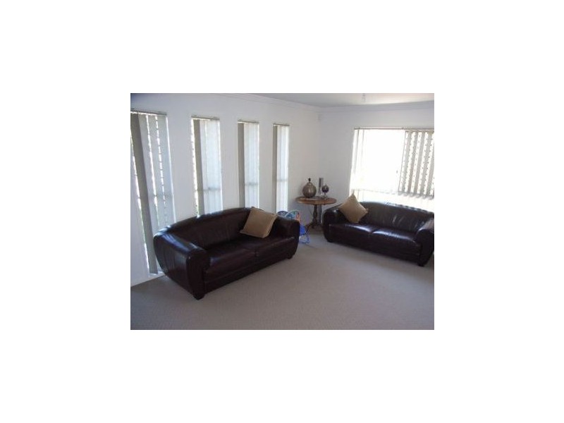 North Lakes QLD 4509