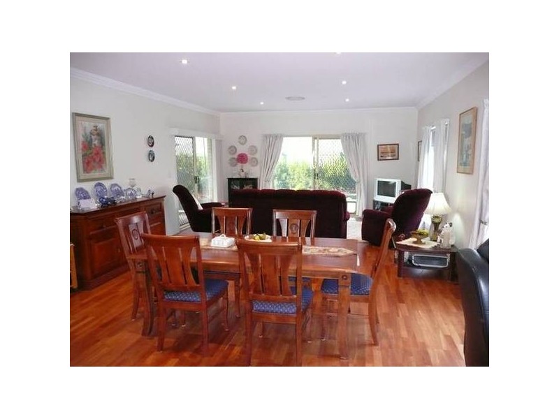 North Lakes QLD 4509