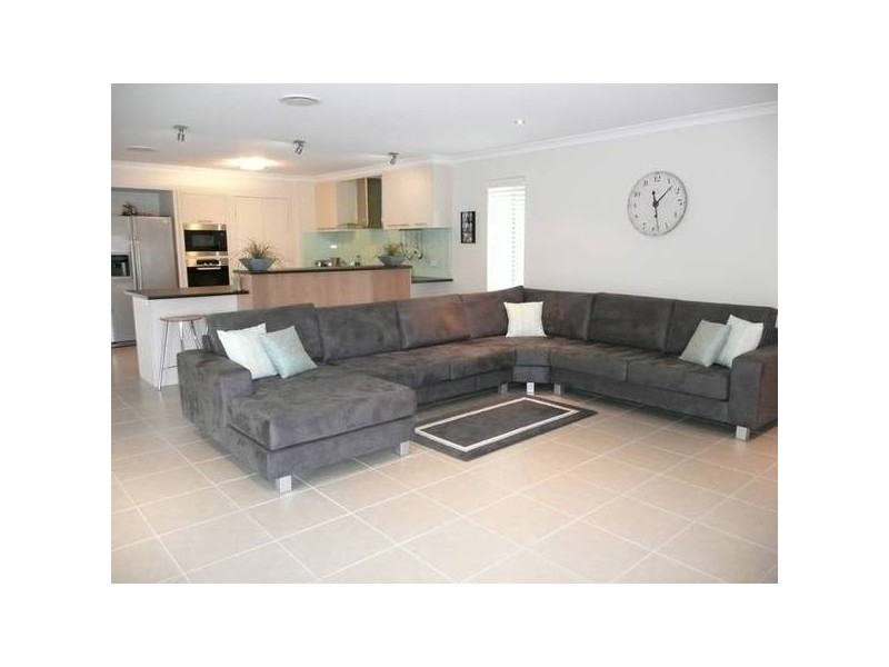 North Lakes QLD 4509