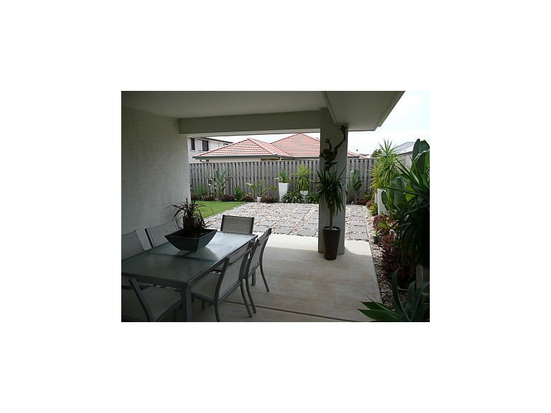 North Lakes QLD 4509