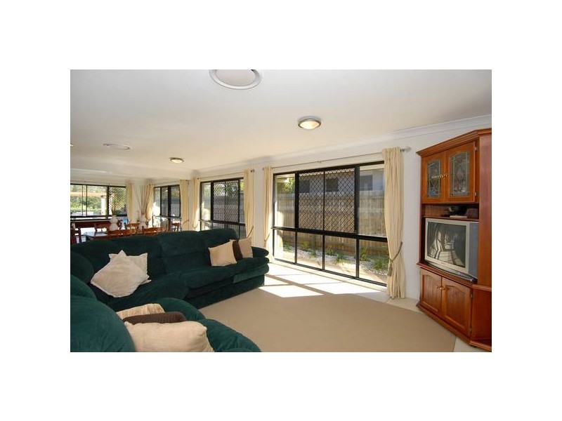 North Lakes QLD 4509