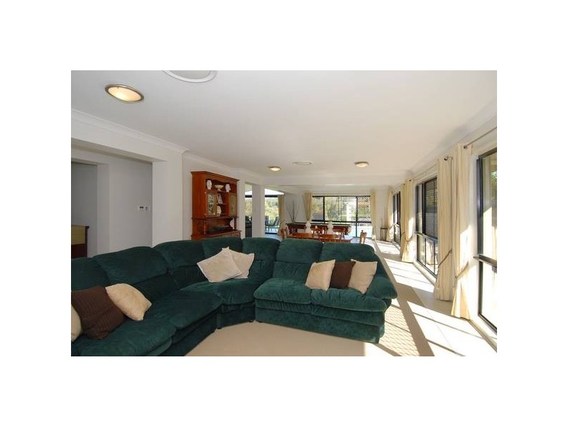 North Lakes QLD 4509