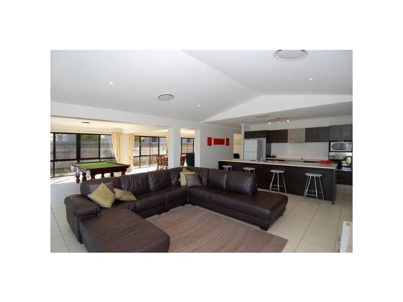 North Lakes QLD 4509