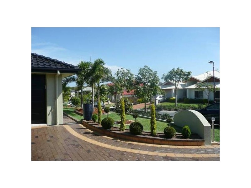 North Lakes QLD 4509