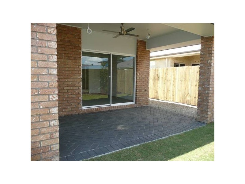 North Lakes QLD 4509