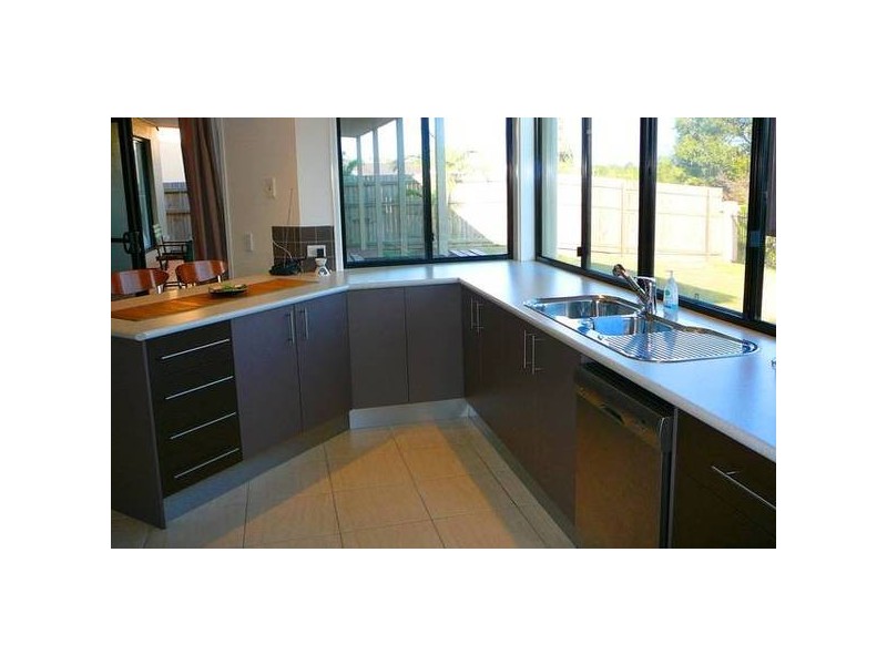 North Lakes QLD 4509