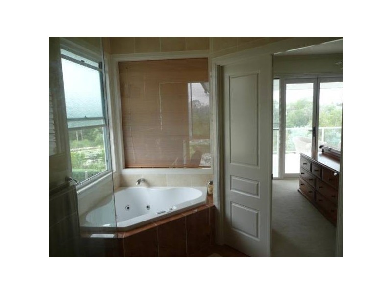 North Lakes QLD 4509