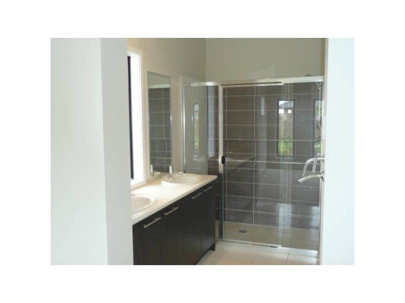 North Lakes QLD 4509