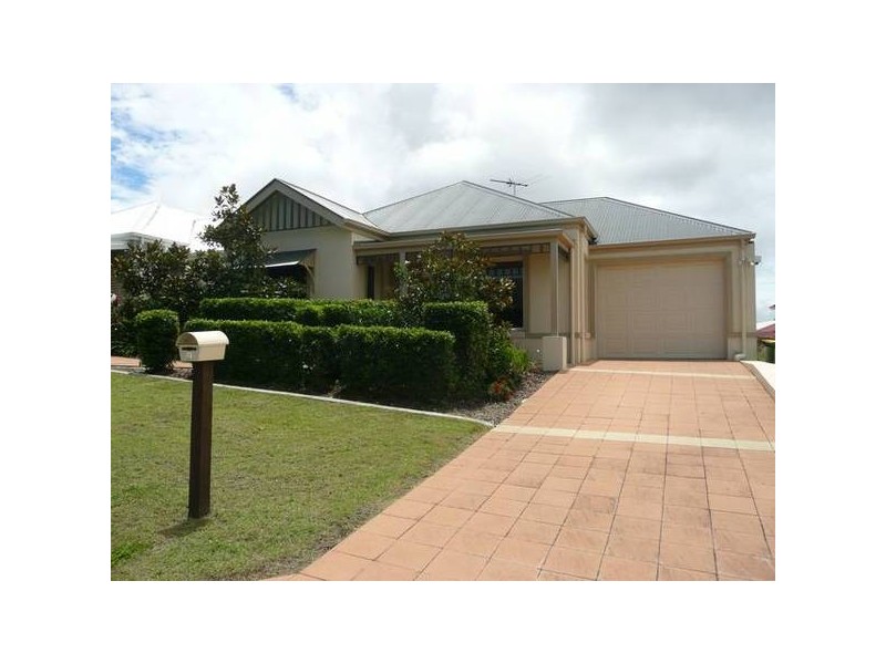 North Lakes QLD 4509