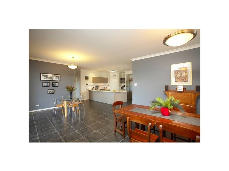 North Lakes QLD 4509