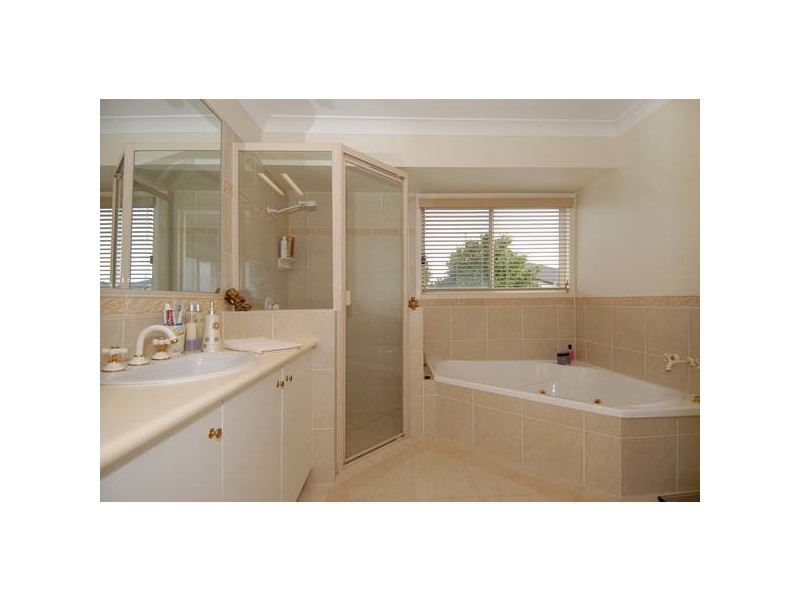 North Lakes QLD 4509