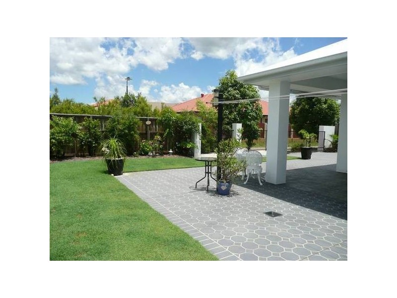 North Lakes QLD 4509