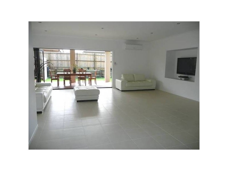 North Lakes QLD 4509