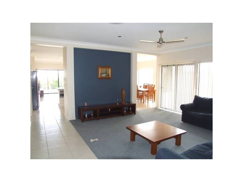 29 Cottonwood Circuit, North Lakes QLD 4509