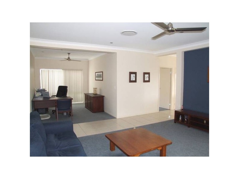 29 Cottonwood Circuit, North Lakes QLD 4509