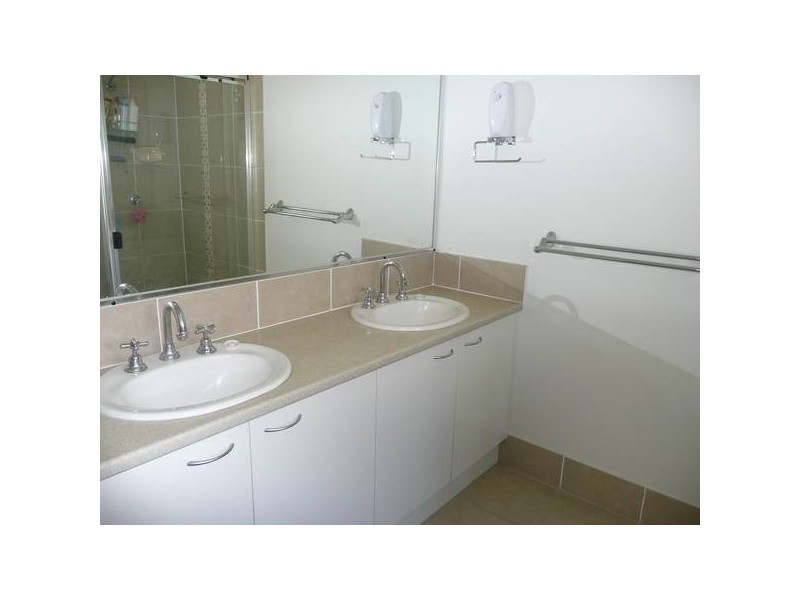 North Lakes QLD 4509