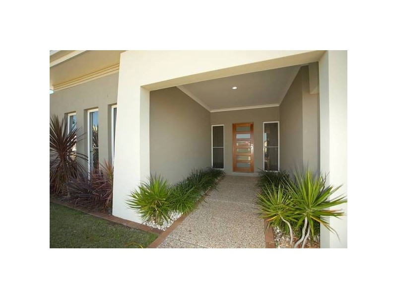 North Lakes QLD 4509