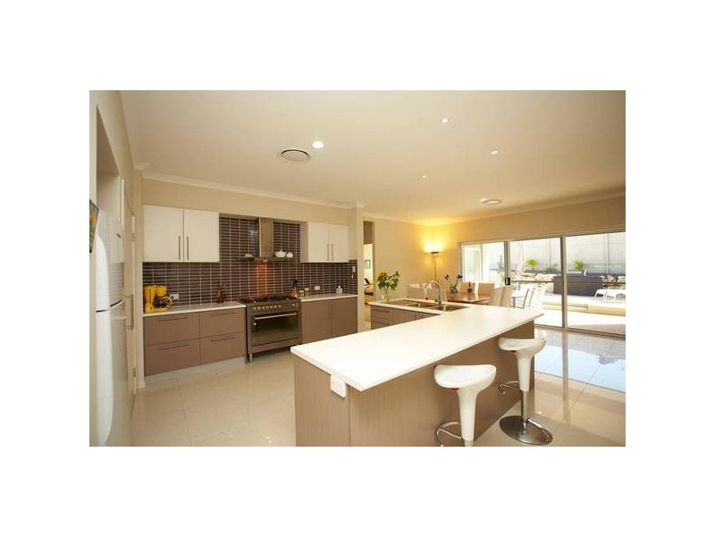 North Lakes QLD 4509