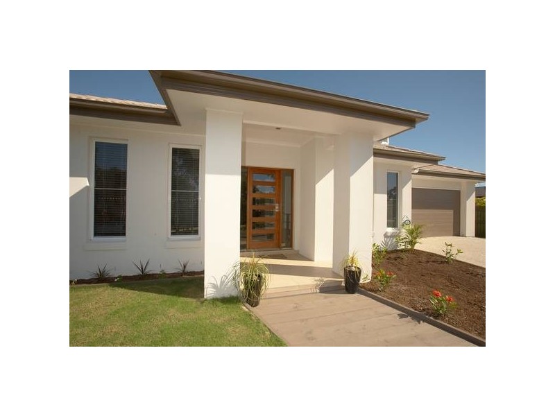 North Lakes QLD 4509