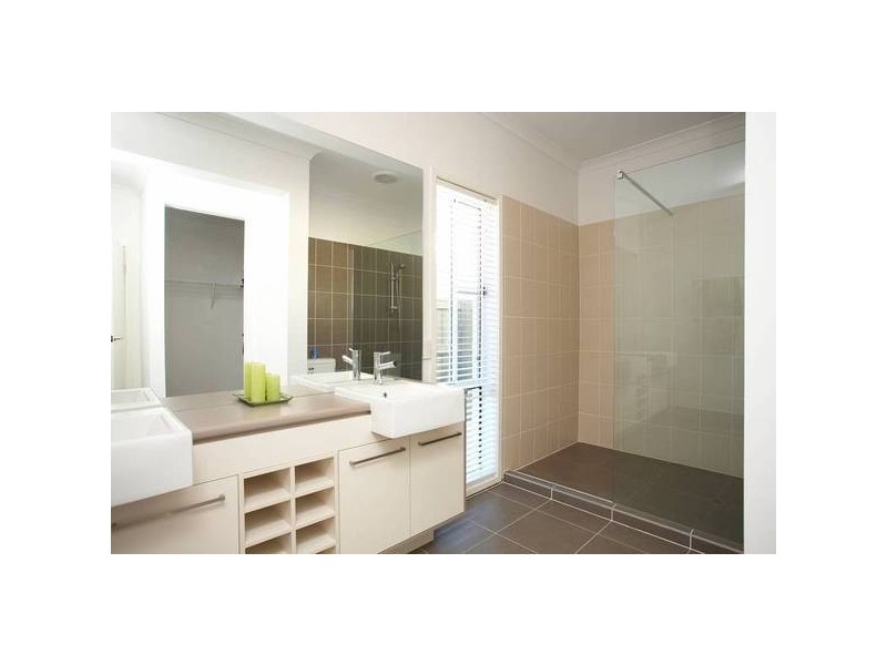 North Lakes QLD 4509