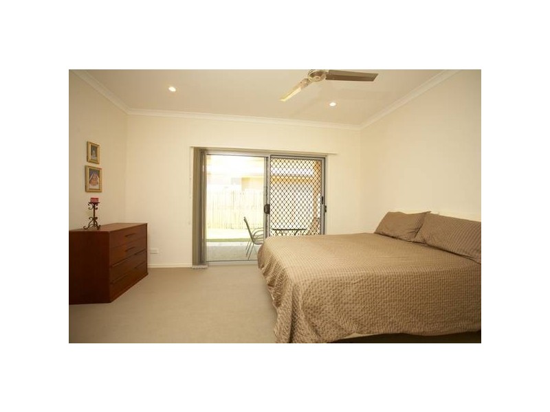 North Lakes QLD 4509