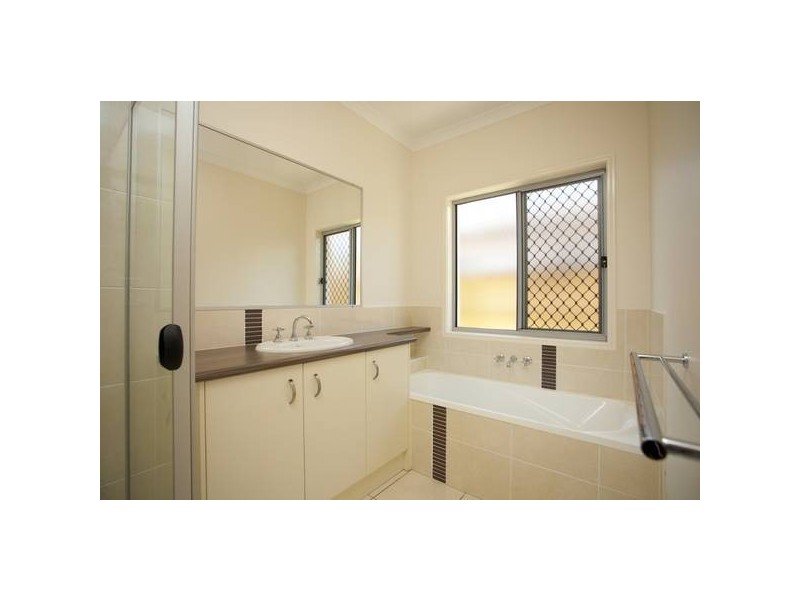 North Lakes QLD 4509