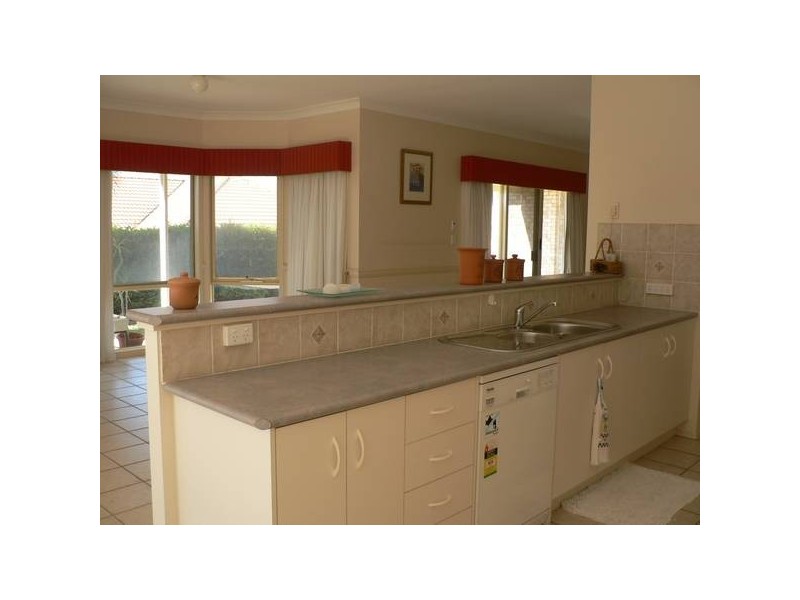 North Lakes QLD 4509