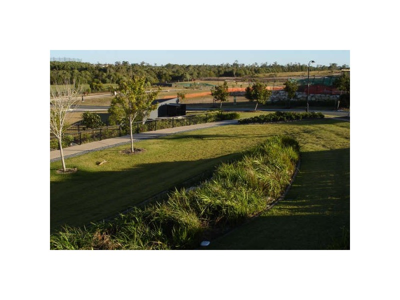 North Lakes QLD 4509