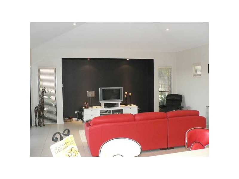 North Lakes QLD 4509