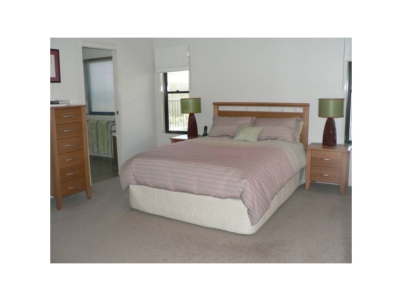 North Lakes QLD 4509