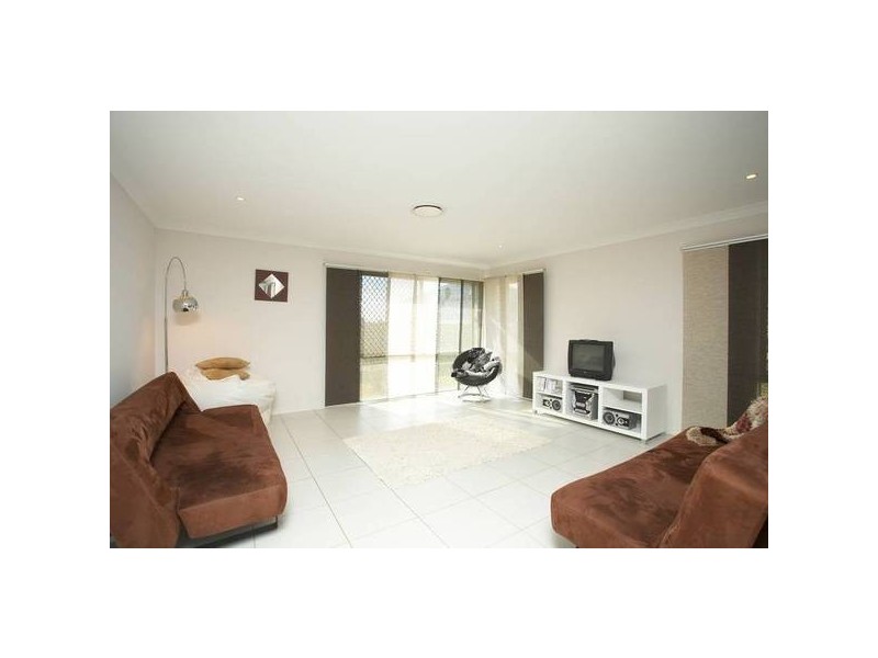 7 Pratincole Close, Mango Hill QLD 4509